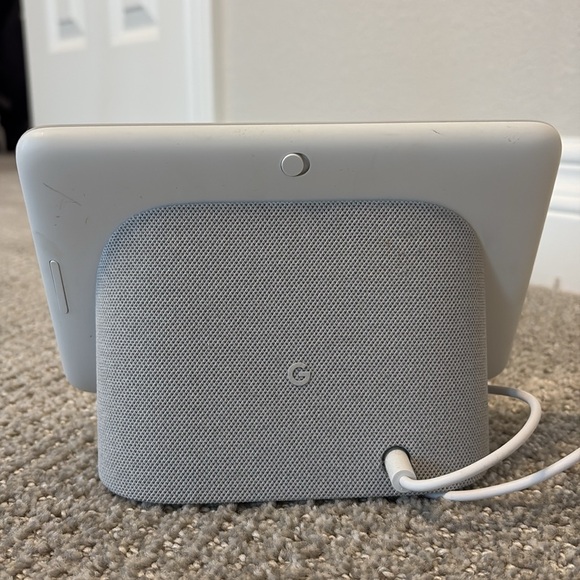Google Home Hub | Charcoal - Picture 4 of 5